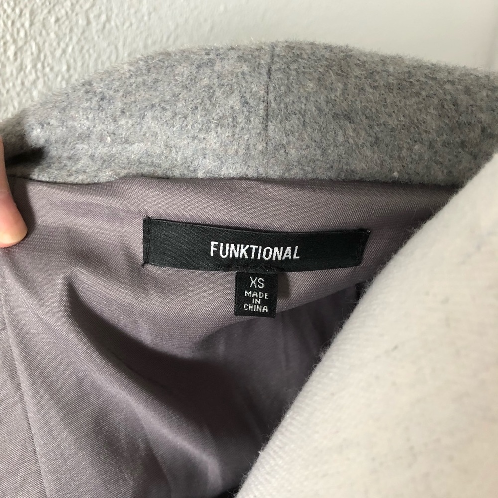 Gray Jacket - Picture 4 of 4